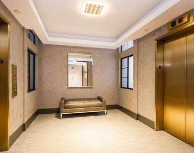 200 N Swall Drive - Photo Thumbnail 2