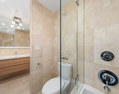 200 N Swall Drive - Photo Thumbnail 14