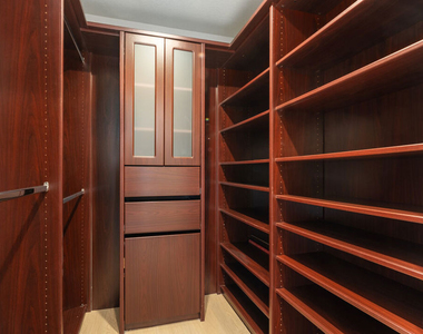 200 N Swall Drive - Photo Thumbnail 11