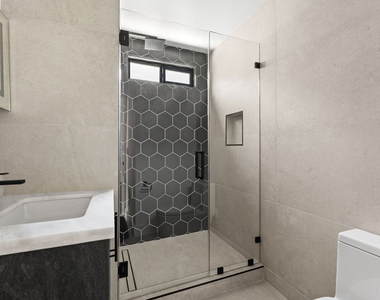 1450 S Crescent Heights Boulevard - Photo Thumbnail 10
