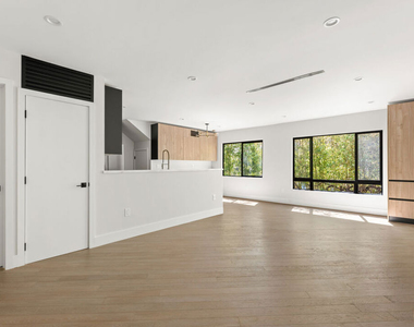 1450 S Crescent Heights Boulevard - Photo Thumbnail 1