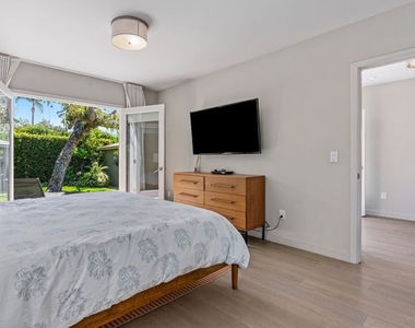 1216 Greenacre Avenue - Photo Thumbnail 21