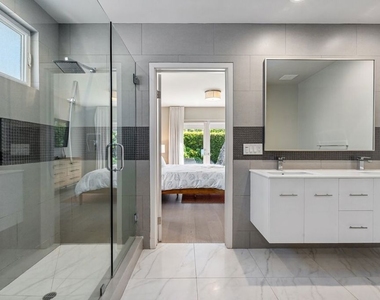 1216 Greenacre Avenue - Photo Thumbnail 24