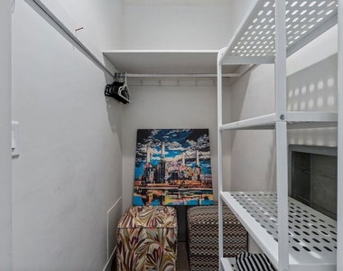 1216 Greenacre Avenue - Photo Thumbnail 29