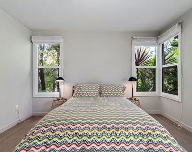 1216 Greenacre Avenue - Photo Thumbnail 27