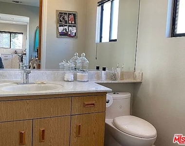 11615 Grande Vista Drive - Photo Thumbnail 19