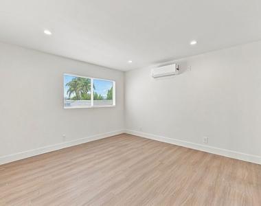 20212 W Gault Street - Photo Thumbnail 26