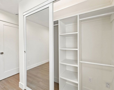 20212 W Gault Street - Photo Thumbnail 16