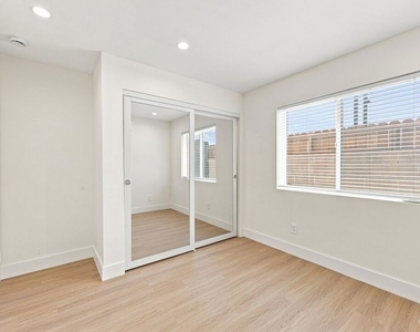 20212 W Gault Street - Photo Thumbnail 15