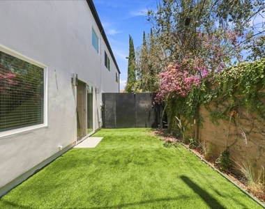 20212 W Gault Street - Photo Thumbnail 18