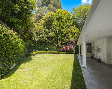 1201 Loma Vista Drive - Photo Thumbnail 21
