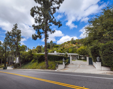 1201 Loma Vista Drive - Photo Thumbnail 27