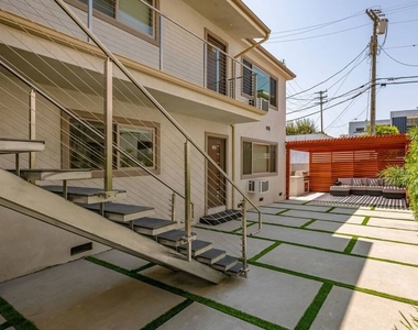 1553 S Saltair Avenue - Photo Thumbnail 1
