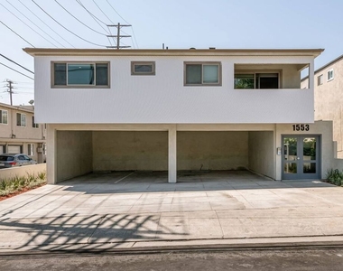 1553 S Saltair Avenue - Photo Thumbnail 9