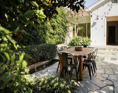 804 Westmount Drive - Photo Thumbnail 1