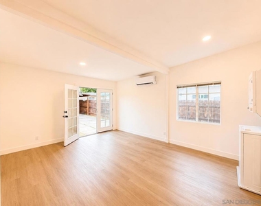 127 W 5th Ave - Photo Thumbnail 6
