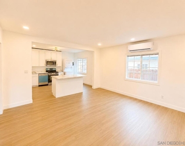 127 W 5th Ave - Photo Thumbnail 4