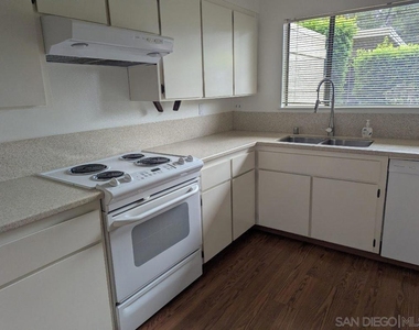 41 Montsalas - Photo Thumbnail 2