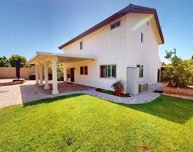2431 Deerfield Court - Photo Thumbnail 29