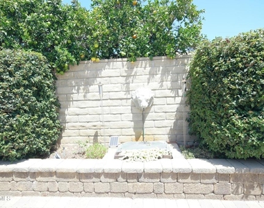 2431 Deerfield Court - Photo Thumbnail 30