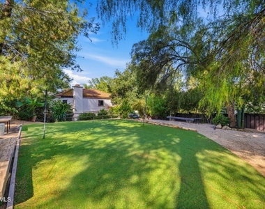 5536 Easterly Road - Photo Thumbnail 33