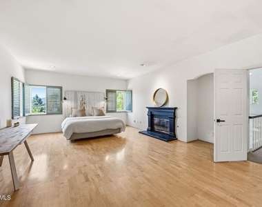 5536 Easterly Road - Photo Thumbnail 18
