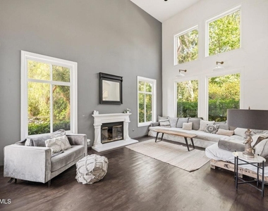 5536 Easterly Road - Photo Thumbnail 4