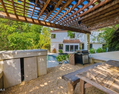 5536 Easterly Road - Photo Thumbnail 37