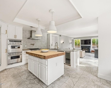 5536 Easterly Road - Photo Thumbnail 6