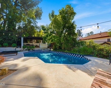 5536 Easterly Road - Photo Thumbnail 41
