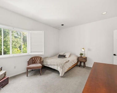 5536 Easterly Road - Photo Thumbnail 30