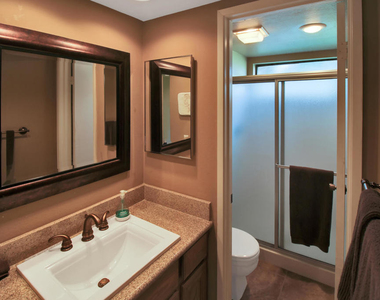 77062 Pauma Valley Way - Photo Thumbnail 12