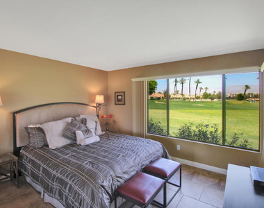 77062 Pauma Valley Way - Photo Thumbnail 9