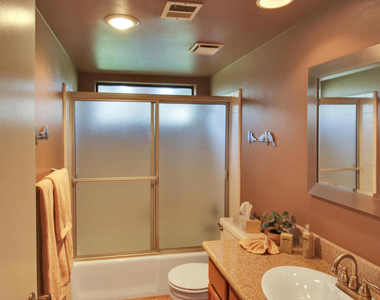 77062 Pauma Valley Way - Photo Thumbnail 8