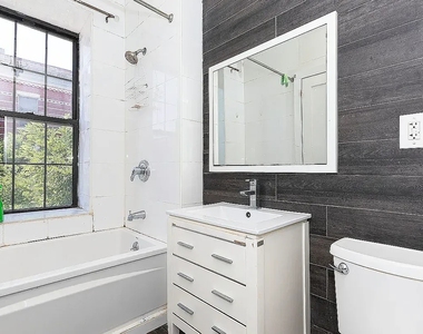 2501 Tilden Avenue - Photo Thumbnail 2