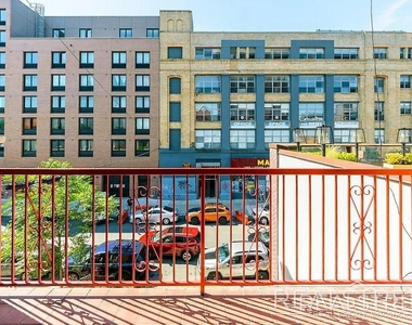 39 Debevoise Street - Photo Thumbnail 1