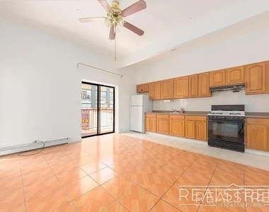 39 Debevoise Street - Photo Thumbnail 5