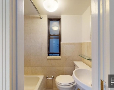 East 23rd Street - Photo Thumbnail 3
