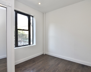 Tiemann Place - Photo Thumbnail 8