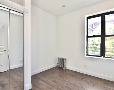 Tiemann Place - Photo Thumbnail 2