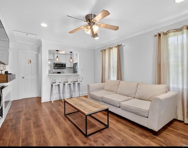 12 Lake Region Boulevard - Photo Thumbnail 3