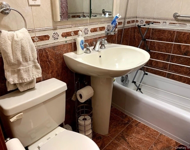 61-35 98th Street - Photo Thumbnail 8