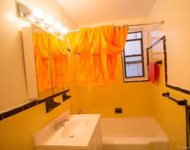 8830 182nd Street - Photo Thumbnail 1