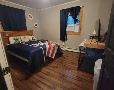 13 Lakeview Drive - Photo Thumbnail 4