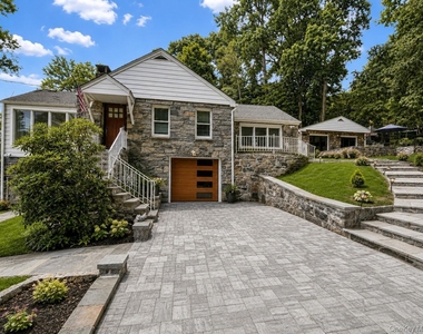 18 Kirk Lake Drive - Photo Thumbnail 3
