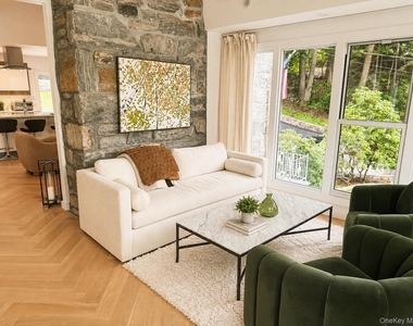 18 Kirk Lake Drive - Photo Thumbnail 13