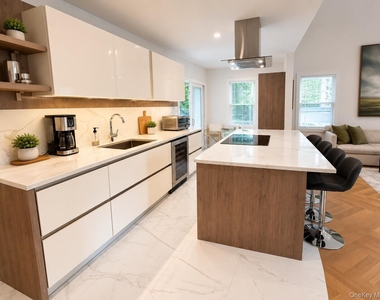 18 Kirk Lake Drive - Photo Thumbnail 8