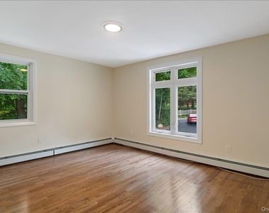 674 Sprout Brook Road - Photo Thumbnail 15