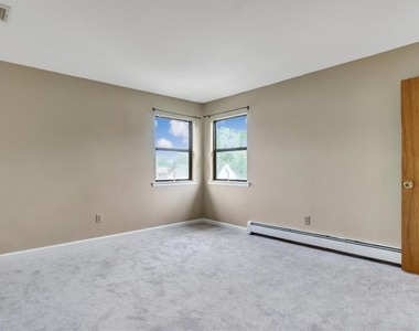 9 Harrison Avenue - Photo Thumbnail 6