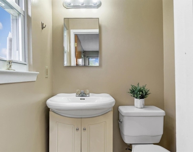 9 Harrison Avenue - Photo Thumbnail 8